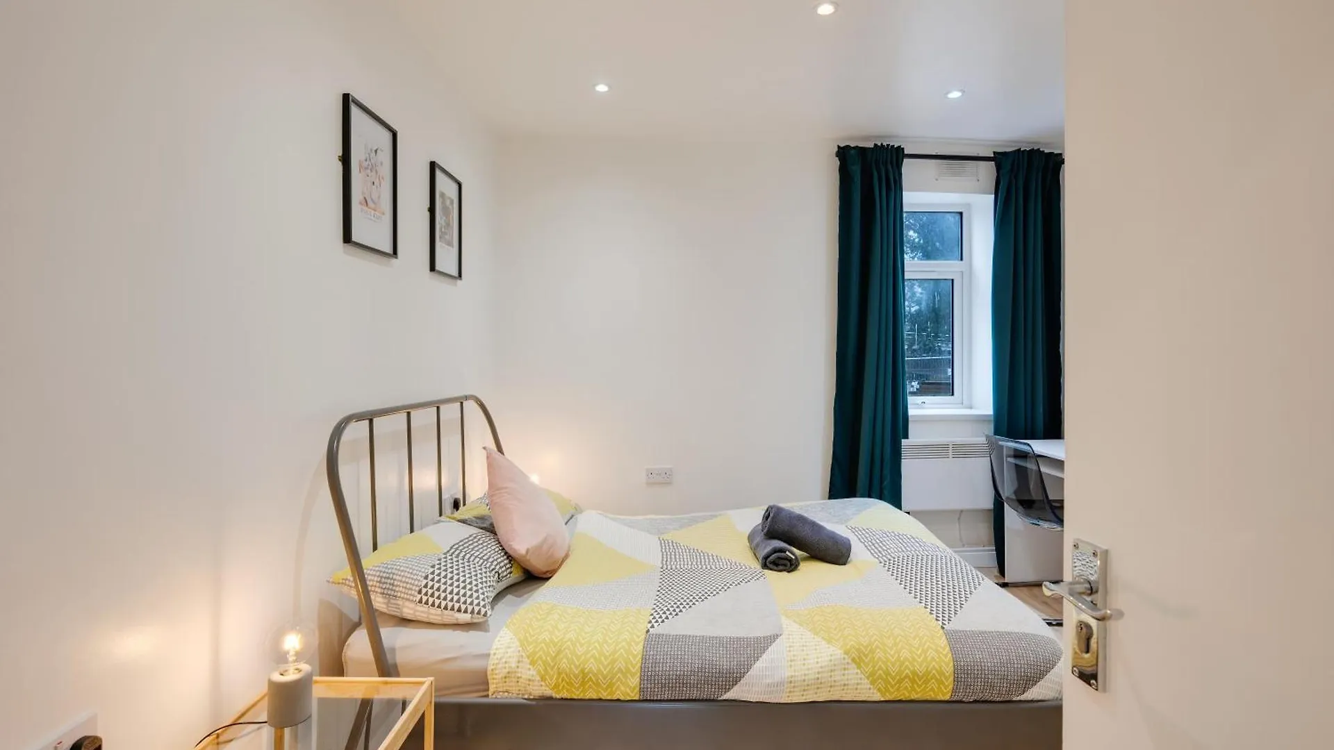 Relax In A Modern Cardiff Home By The City Centre & Bute Park 0*,  Royaume-Uni