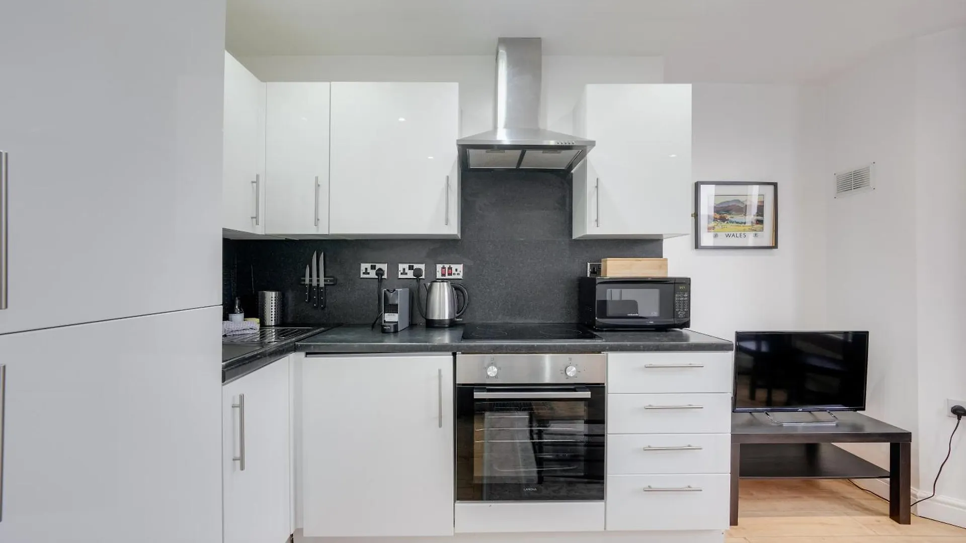 Relax In A Modern Cardiff Home By The City Centre & Bute Park Appartement
